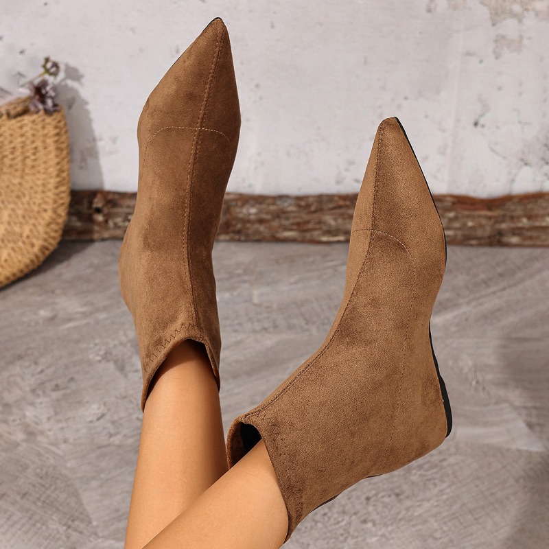 Zimowe, modne botki plus size  – Sock Boot Women recenzja i cena